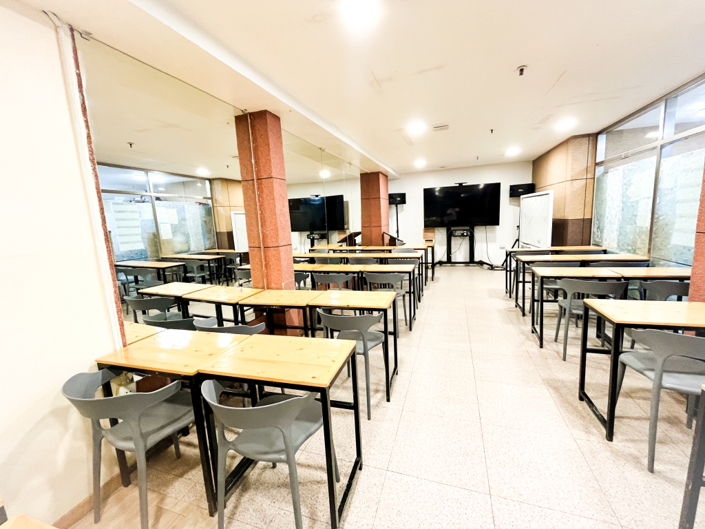 フィリピン留学 Cebu21 - Wales-Function Hall-1